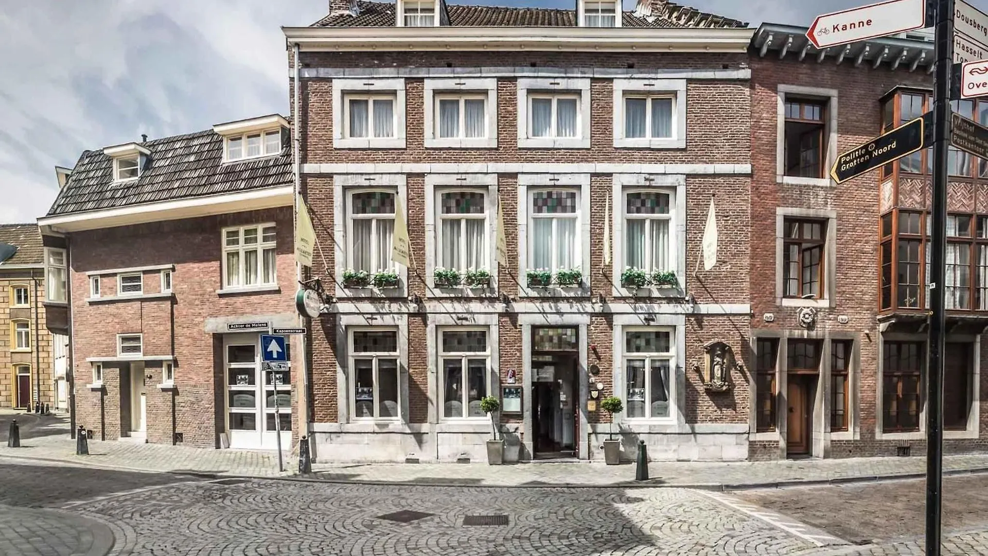 10 Zentrale Hotels nahe De Dellen, die wirklich überzeugen
